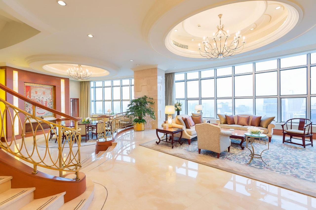 Sheraton Chengdu Lido Hotel Экстерьер фото