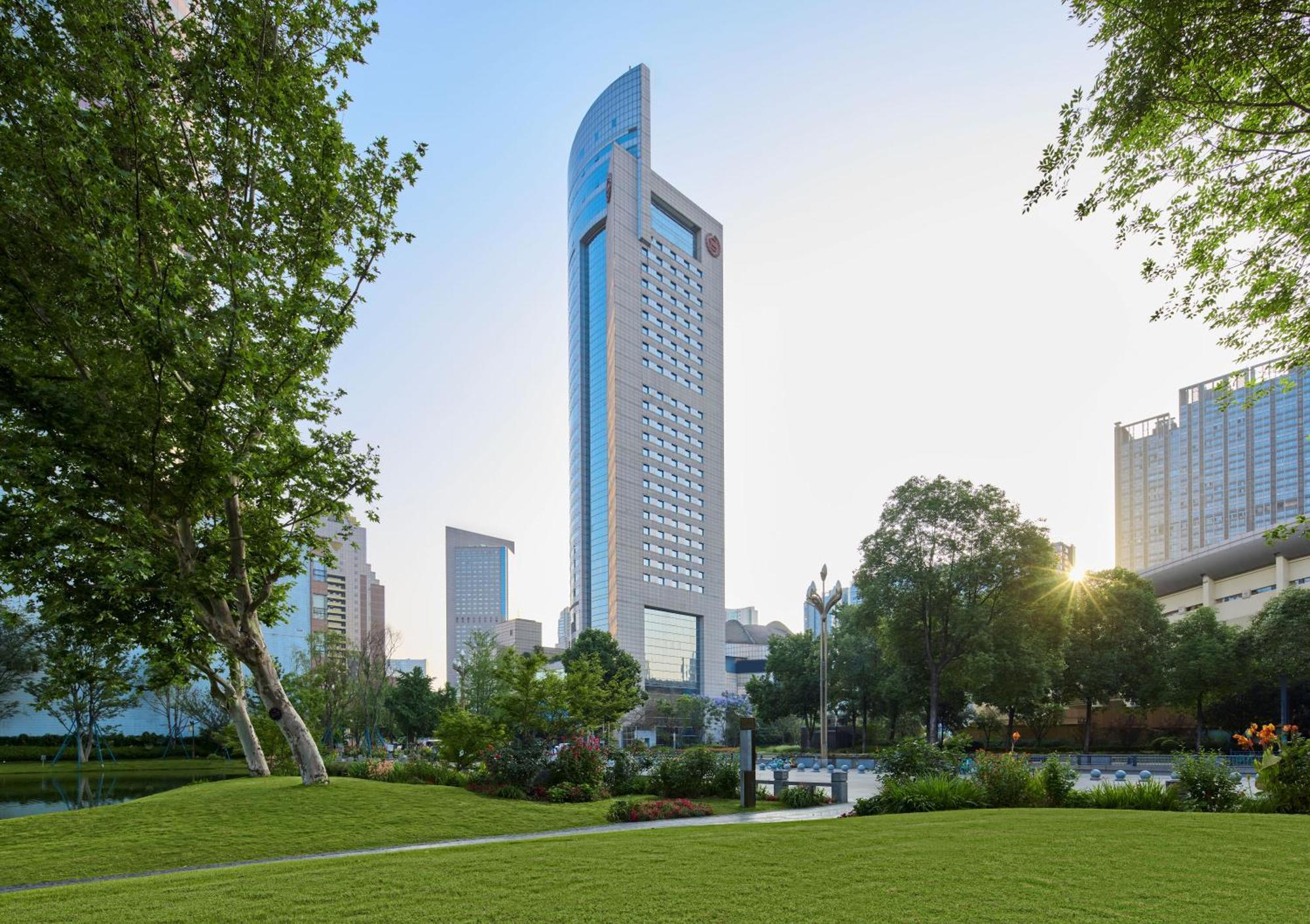 Sheraton Chengdu Lido Hotel Экстерьер фото