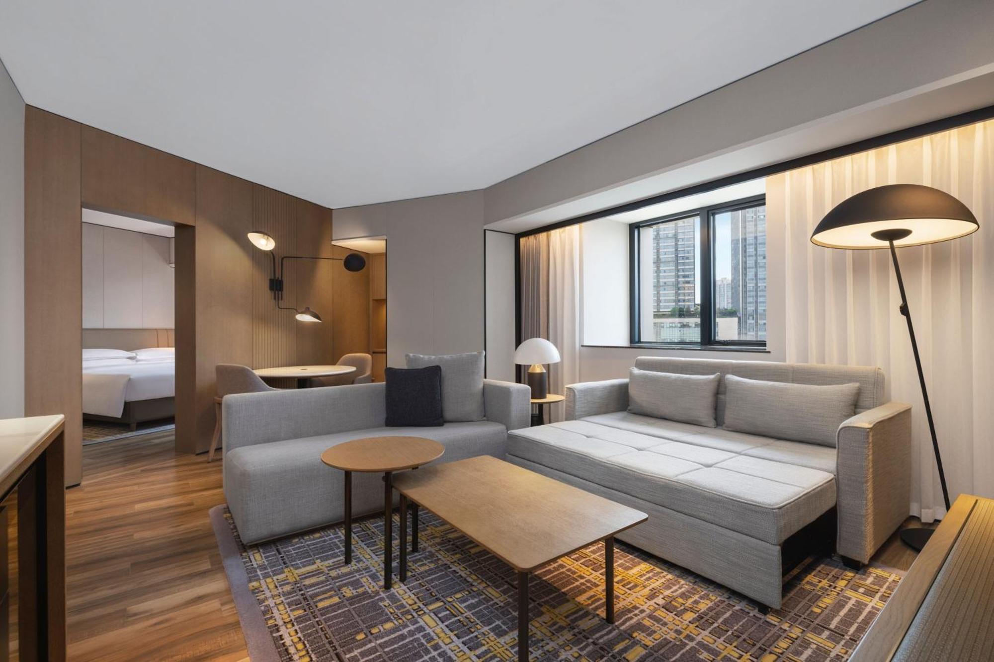 Sheraton Chengdu Lido Hotel Экстерьер фото